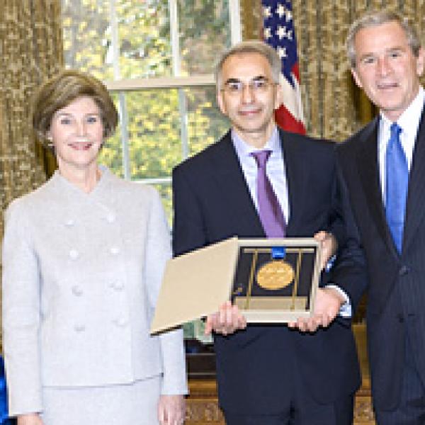 President George W. Bush and Laura Bush with Derek Gillman, President of the Pennsylvania Academy of the Fine Arts