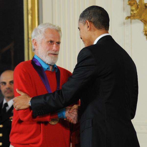 Sculptor Mark di Suvero receives the 2010 National Medal of Arts from President Barack Obama
